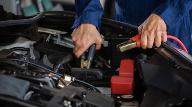 keep a car battery from dying in cold weather